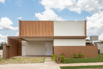 CASA CAPIM DOURADO