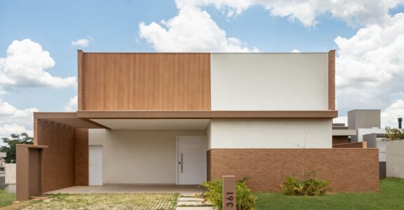 CASA CAPIM DOURADO